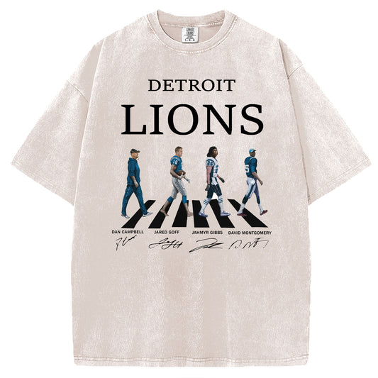 Lions Walking Abbey Road Signatures Football T-shirt/Sweatshirt