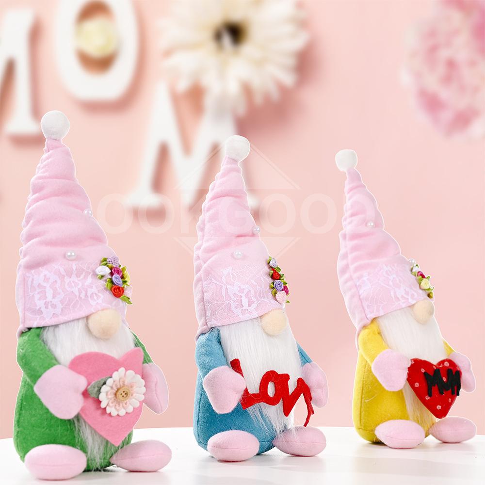 Lovely Plush Gnome With Love Heart For Mother's Day Gift