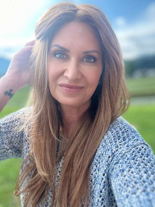 Zara Lite | Synthetic Lace Front Wig (Mono Top)