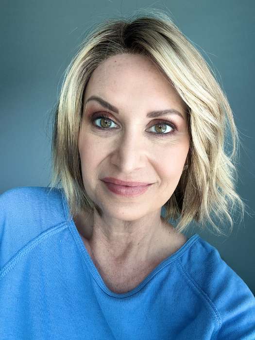 Esprit Soft | Premium Synthetic Lace Front Wig (Mono Part + Partially HT)