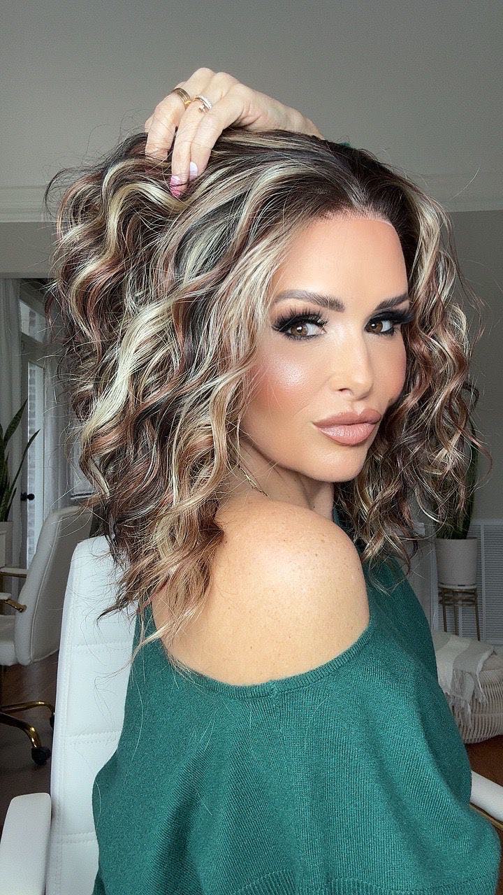 Reddish & Tea Black Platium Blonde Highlight Short Wavy Curly Hairstyle