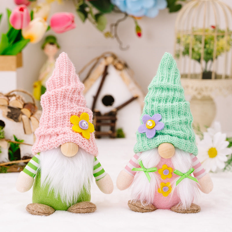Fresh knit hat gnomes