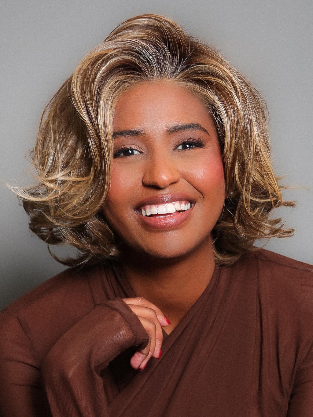 Crowd Pleaser | HF Synthetic Lace Front Wig (Mono Part)